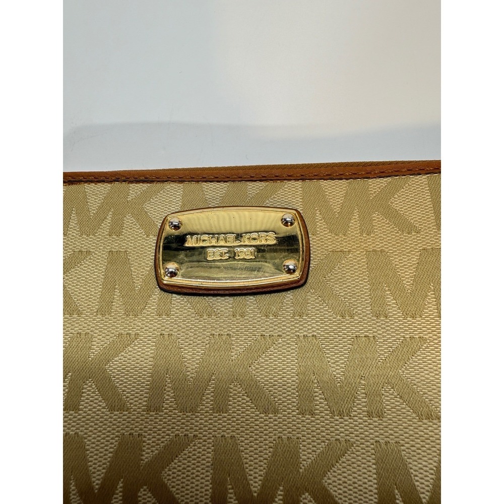 Michael Kors MK Signature Zip Around Continental Wallet Tan Beige Gold Tone Logo - Picture 2 of 11